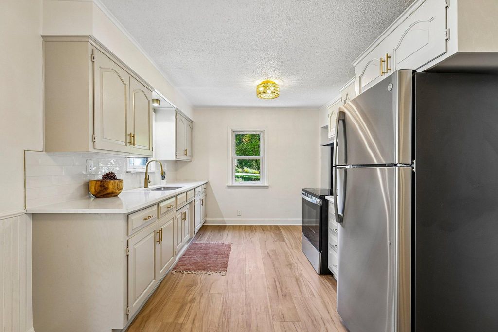 625 Bear Avenue N, Vadnais Heights, MN 55127 — photo 4