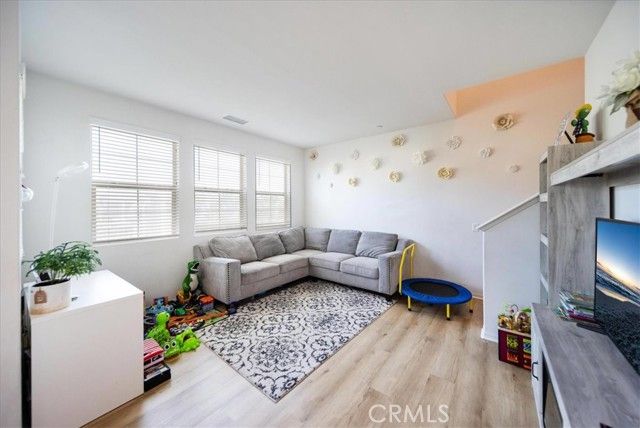 8353 Forest Park, Chino, CA 91708