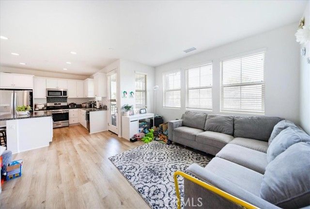 8353 Forest Park, Chino, CA 91708