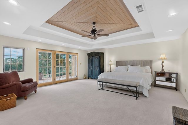 24 Calle Electra, Santa Fe, NM 87508