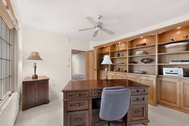 24 Calle Electra, Santa Fe, NM 87508