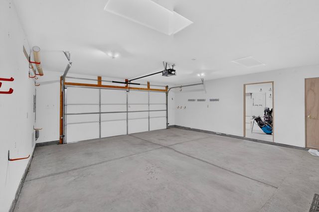24 Calle Electra, Santa Fe, NM 87508