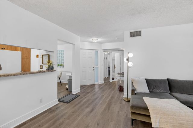 5418 Firenze Drive F, Boynton Beach, FL 33437