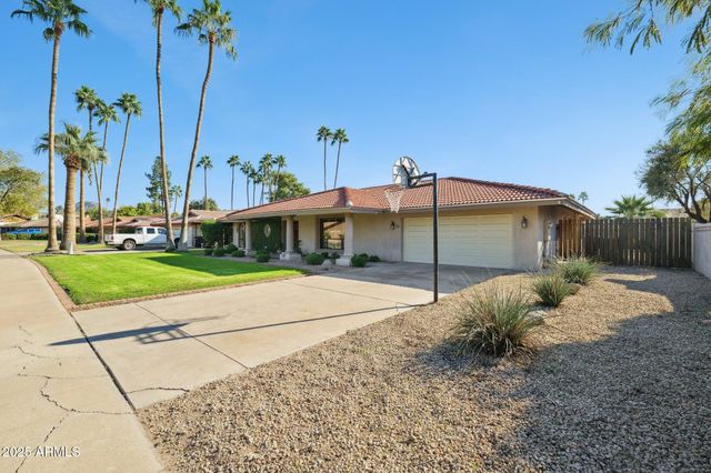 15 E KATHLEEN Road, Phoenix, AZ 85022