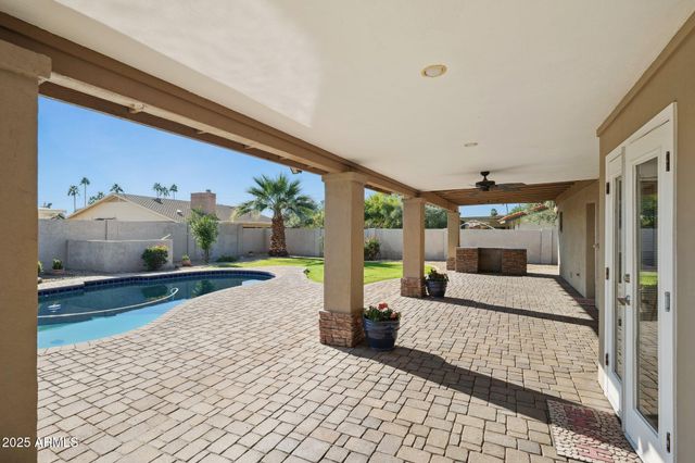 15 E KATHLEEN Road, Phoenix, AZ 85022