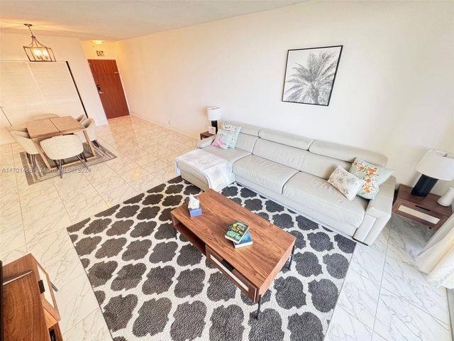 3901 S Ocean Dr 3Y, Hollywood, FL 33019