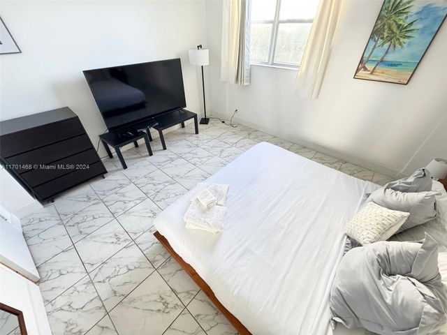 3901 S Ocean Dr 3Y, Hollywood, FL 33019