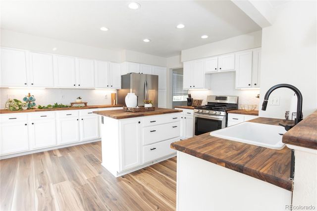 4703 N Wildflowers Way, Castle Rock, CO 80109
