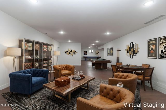 3760 Turtle Creek Drive, Perrysburg, OH 43551