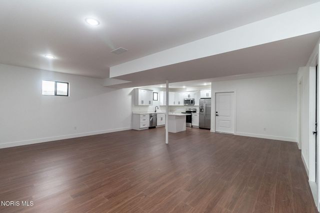 3760 Turtle Creek Drive, Perrysburg, OH 43551