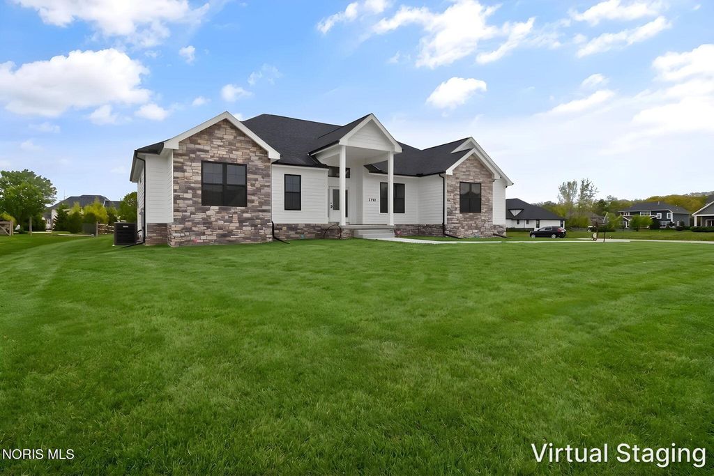 3760 Turtle Creek Drive, Perrysburg, OH 43551