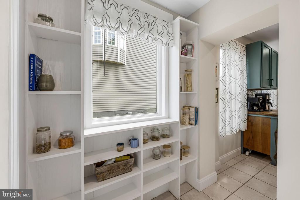 Image 17 of property listing at 5503 FAIR OAKS AVE, Baltimore, MD 21214