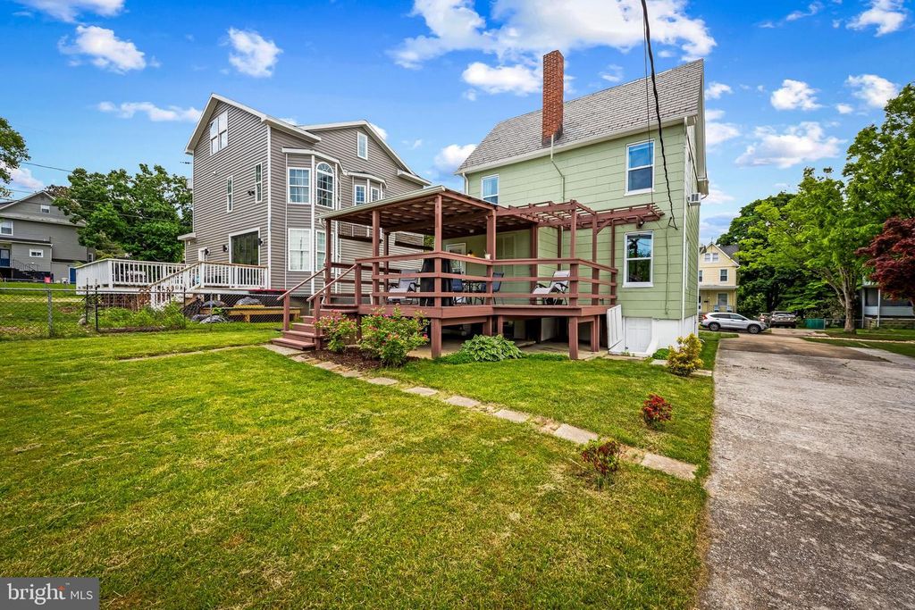 Image 32 of property listing at 5503 FAIR OAKS AVE, Baltimore, MD 21214