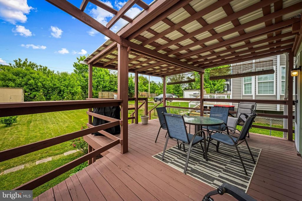 Image 37 of property listing at 5503 FAIR OAKS AVE, Baltimore, MD 21214