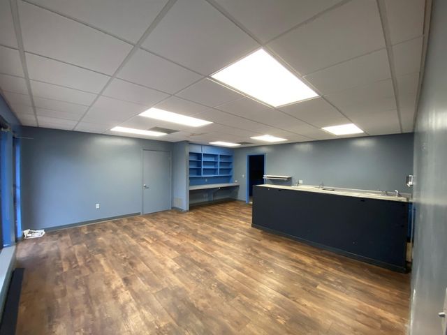 3416 Blackhawk Rd Road, Rock Island, IL 61201