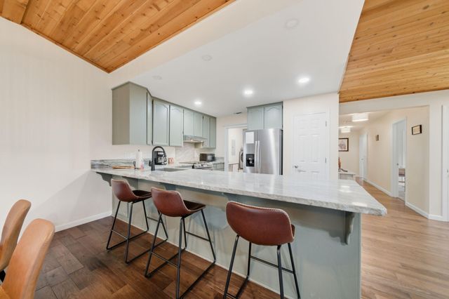 331 Fairway Drive, Weaverville, CA 96093