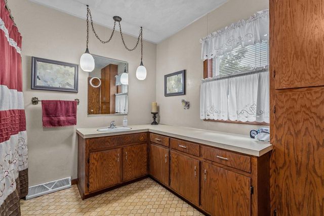799 DEPOT STREET, Manawa, WI 54949