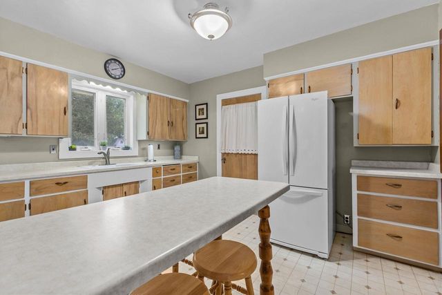 799 DEPOT STREET, Manawa, WI 54949