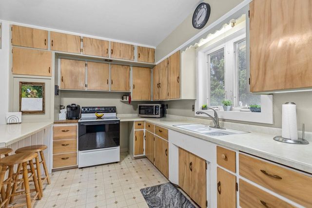 799 DEPOT STREET, Manawa, WI 54949