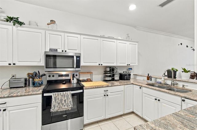 6829 S KISSIMMEE STREET, Tampa, FL 33616