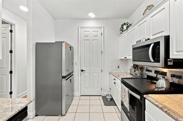 6829 S KISSIMMEE STREET, Tampa, FL 33616