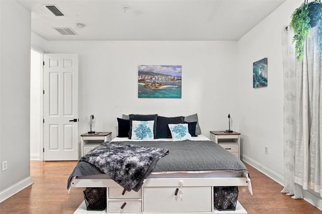 6829 S KISSIMMEE STREET, Tampa, FL 33616