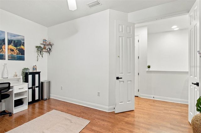 6829 S KISSIMMEE STREET, Tampa, FL 33616