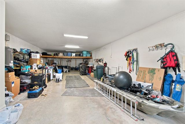 6829 S KISSIMMEE STREET, Tampa, FL 33616