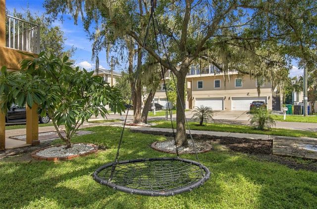 6829 S KISSIMMEE STREET, Tampa, FL 33616