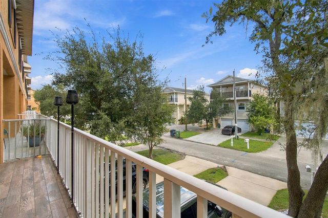 6829 S KISSIMMEE STREET, Tampa, FL 33616