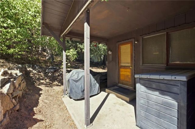 101 Weisshorn, Crestline, CA 92325
