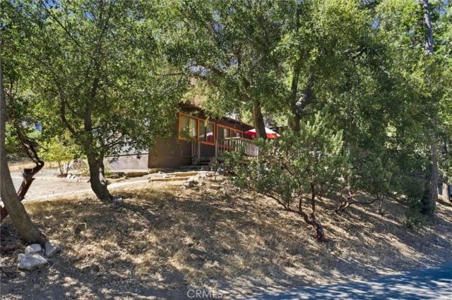 101 Weisshorn, Crestline, CA 92325