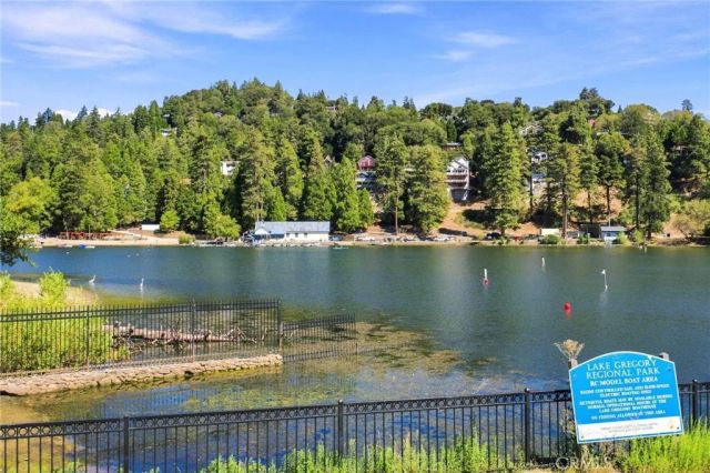 101 Weisshorn, Crestline, CA 92325