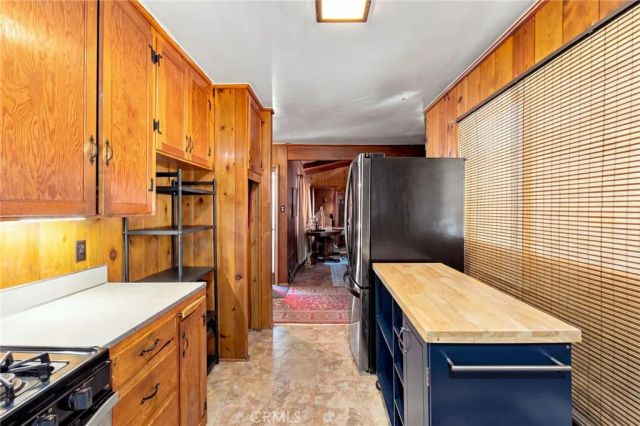 101 Weisshorn, Crestline, CA 92325