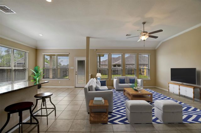 16111 Fairway Creek Circle, Crosby, TX 77532