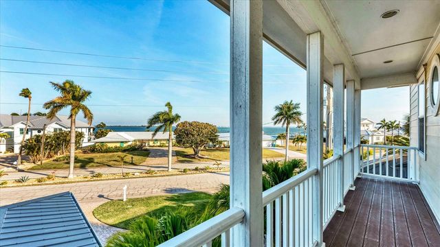 634 KEY ROYALE DRIVE, Holmes Beach, FL 34217