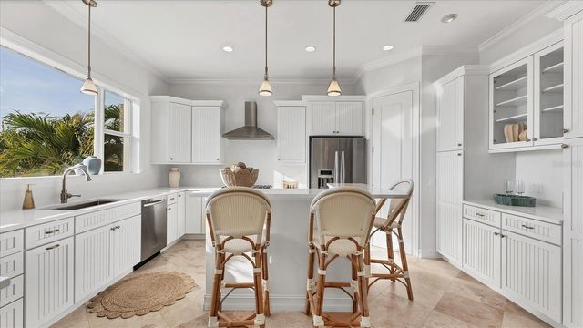 634 KEY ROYALE DRIVE, Holmes Beach, FL 34217