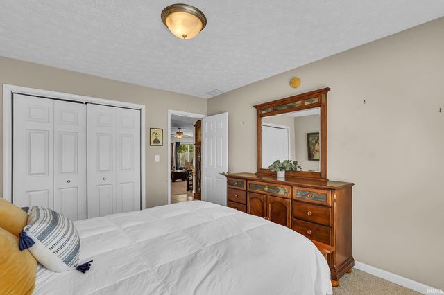 8 Kettle Circle, Lafayette, IN 47905