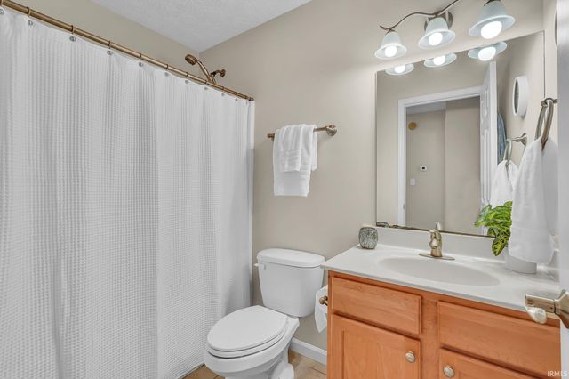 8 Kettle Circle, Lafayette, IN 47905