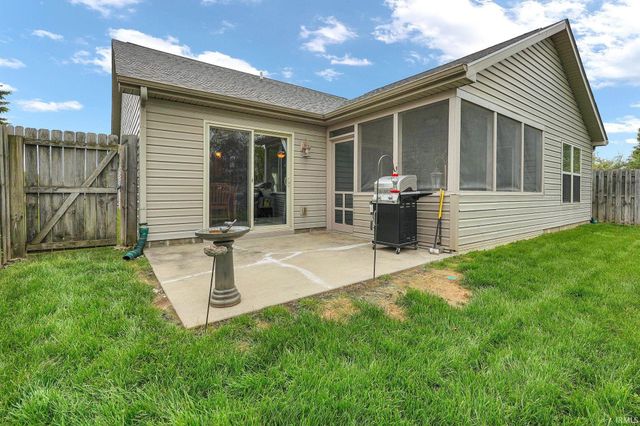 8 Kettle Circle, Lafayette, IN 47905