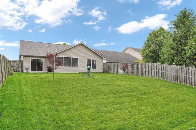 8 Kettle Circle, Lafayette, IN 47905