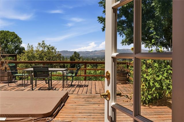 18070 Boris Drive, Encino, CA 91316