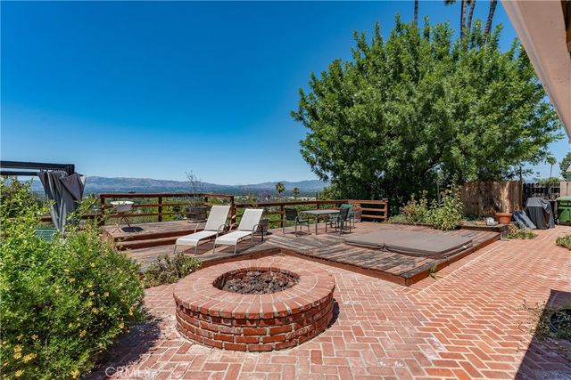 18070 Boris Drive, Encino, CA 91316
