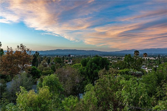 18070 Boris Drive, Encino, CA 91316