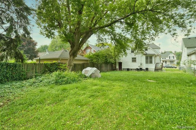 269 Euclid Street, Mount Clemens, MI 48043