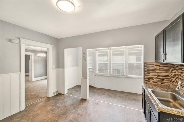 269 Euclid Street, Mount Clemens, MI 48043