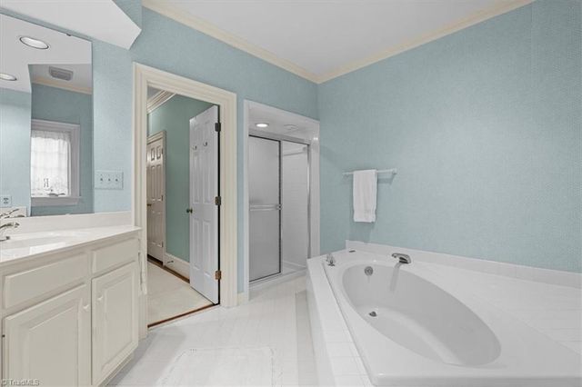 30 Sturbridge Lane, Greensboro, NC 27408