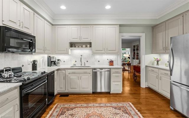 30 Sturbridge Lane, Greensboro, NC 27408