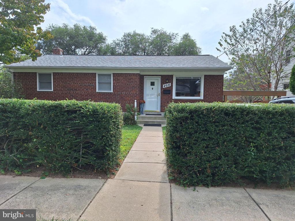 4616 CREEK SHORE DR, Rockville, MD 20852