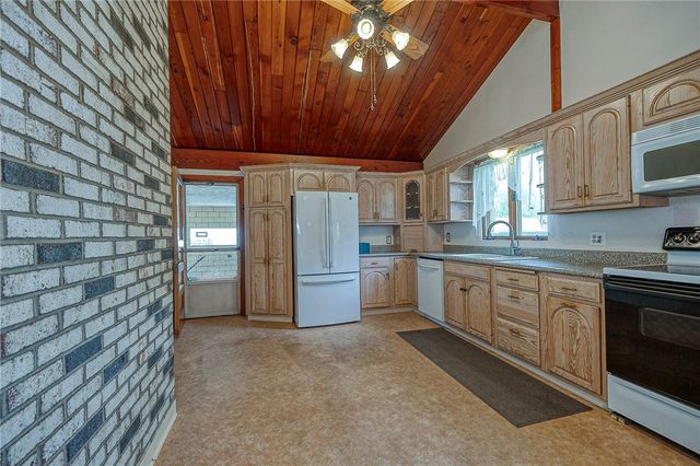 145 Oakhill, Center Twp, PA 15001